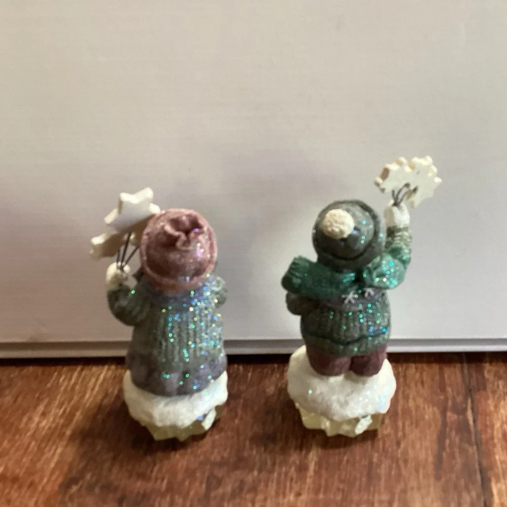 Snow Kid Figurines Resin Star‎ Wand Ice Base Glitter